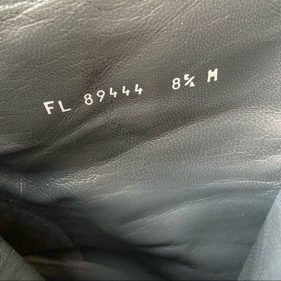 STUART WEITZMAN Women’s Ankle Black Leather Boots - Size: 38.5 - Picture 14 of 16